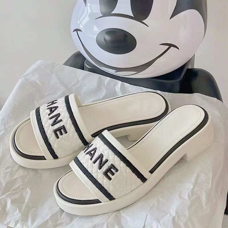 Fashion New Thick Sole Elevated Slippers PD10061511