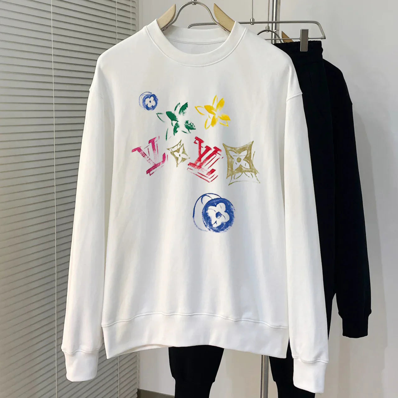 New fashion round neck casual sweater 1025033112