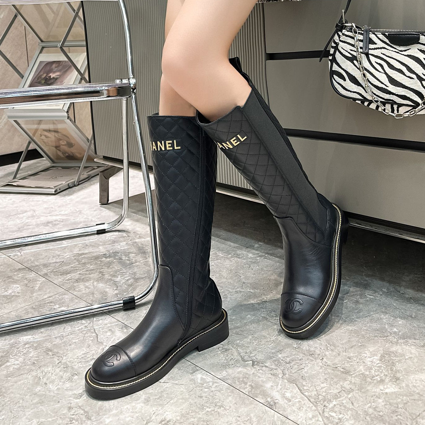 23 New fashion boots XC1823081604