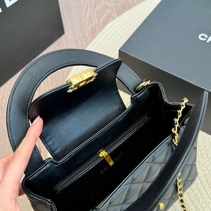 CNL Chain Handbag 1824061113