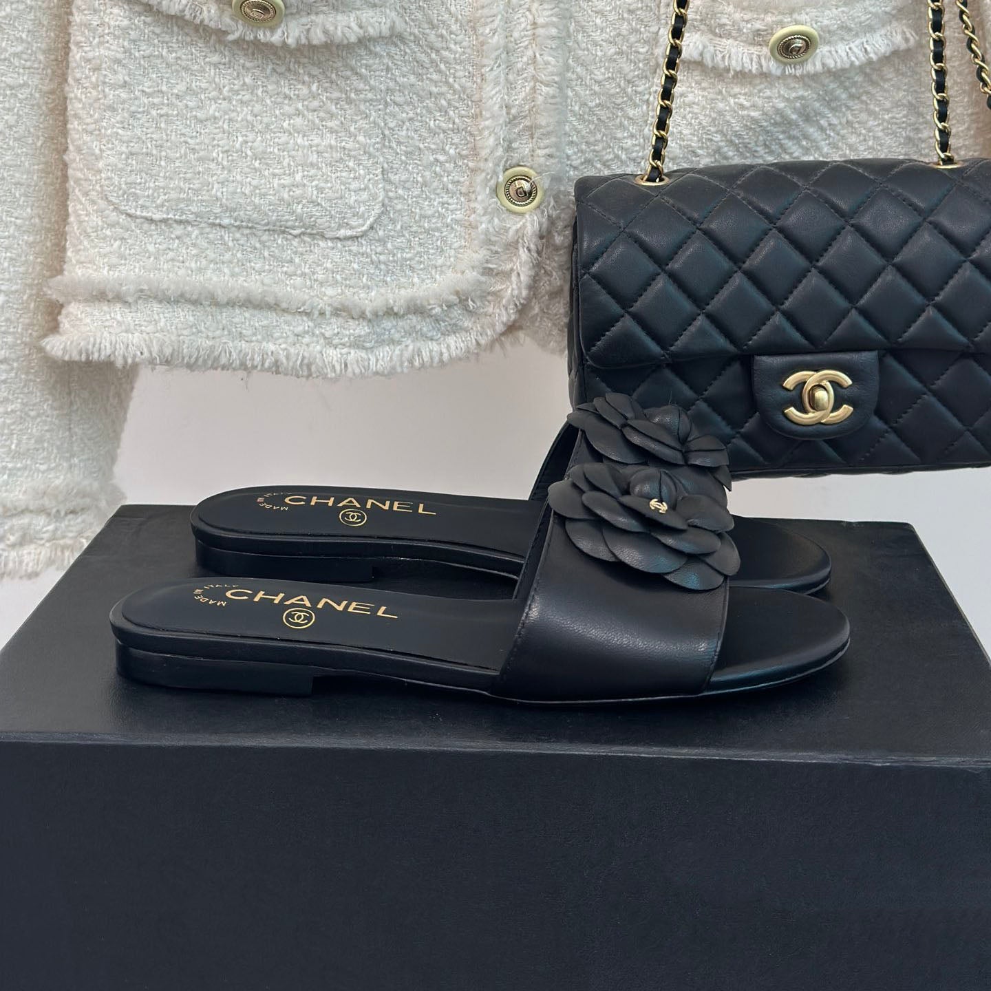 CNL Camellia block heel slippers 1824082701