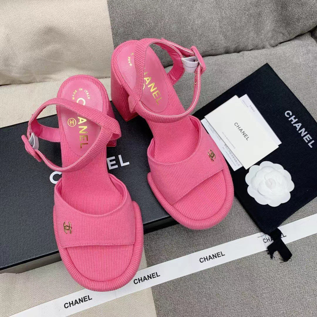 New fashionable and versatile high heel sandals 1024040710