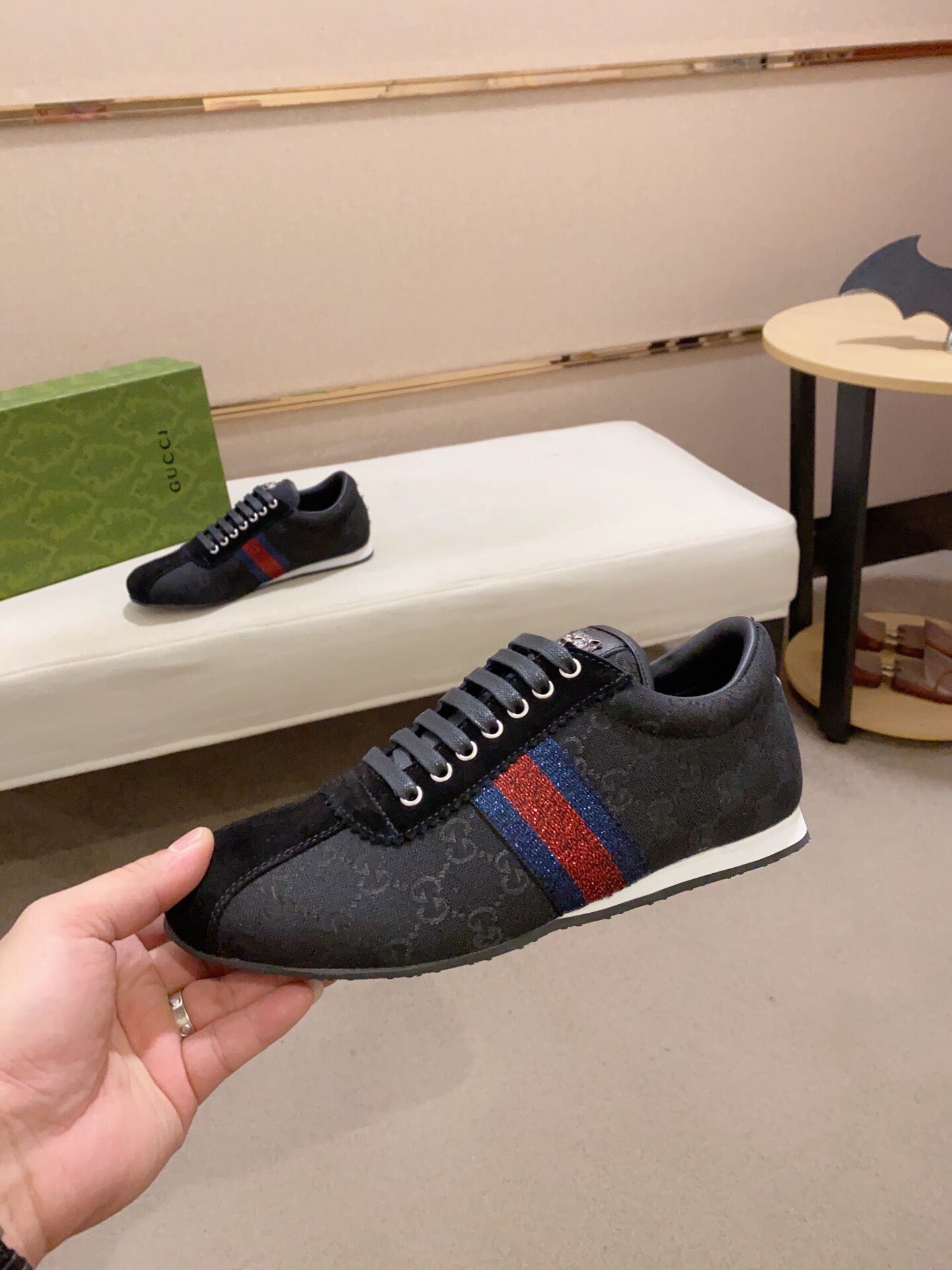 Classic letter presbyopia fashion casual sneakers 1824080302