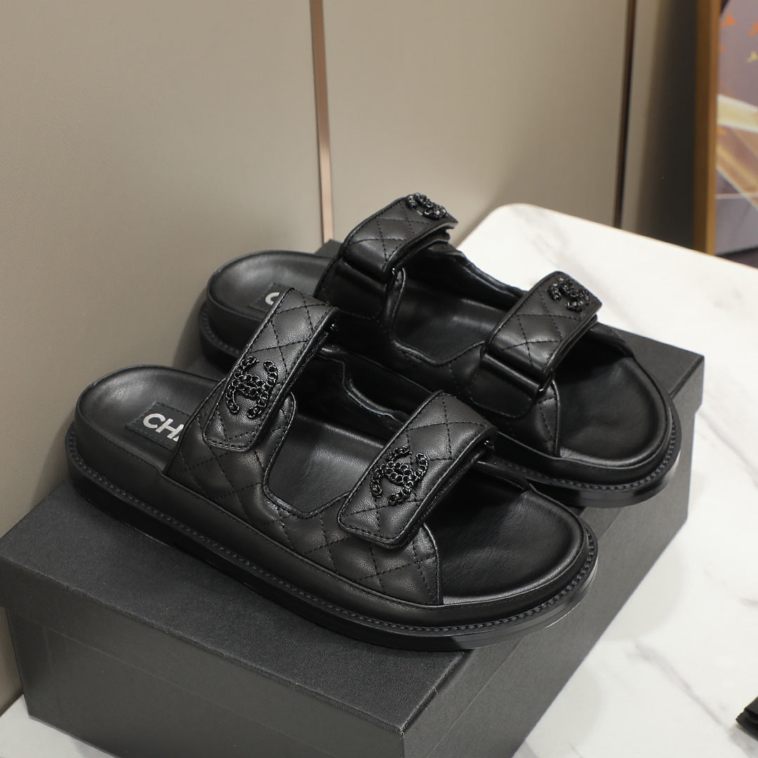 CLN Leather Sandals 1825050702