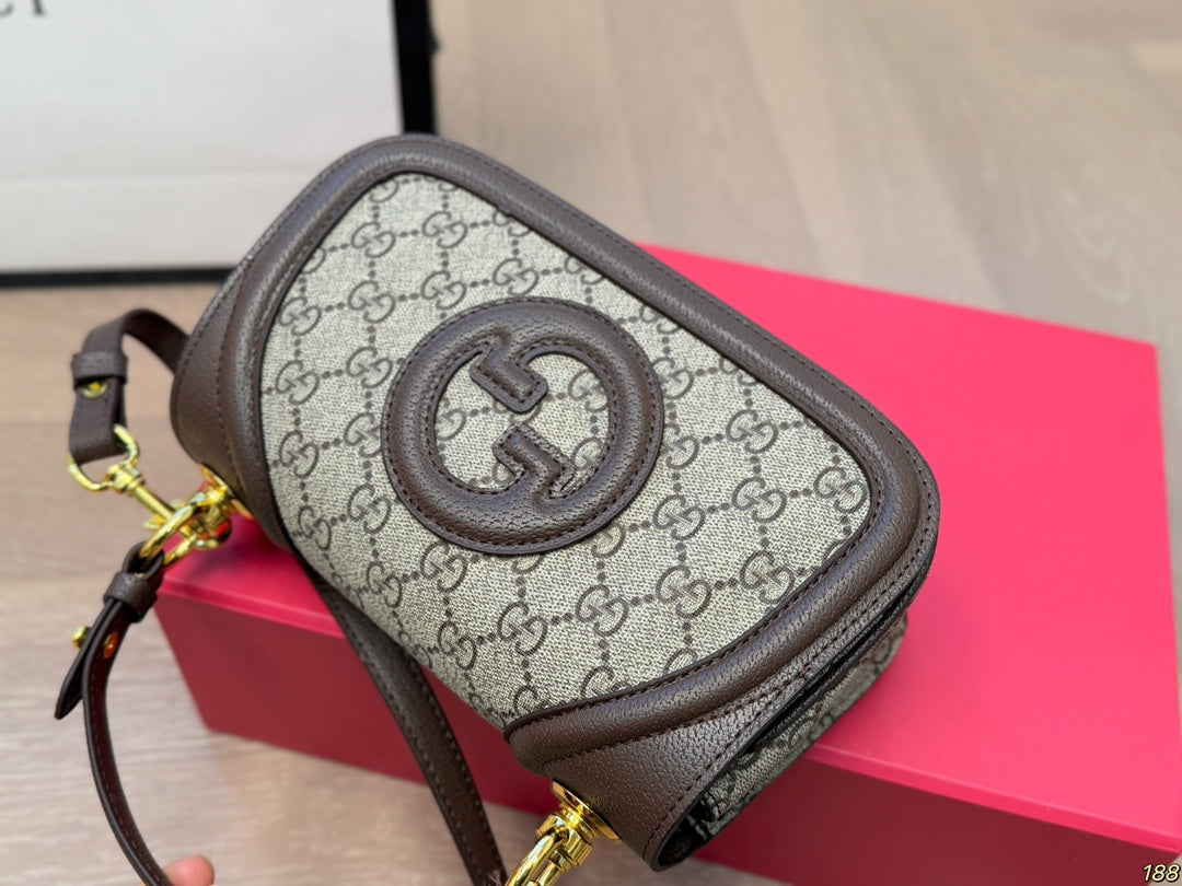 GG Blondie shoulder bag 1825040115