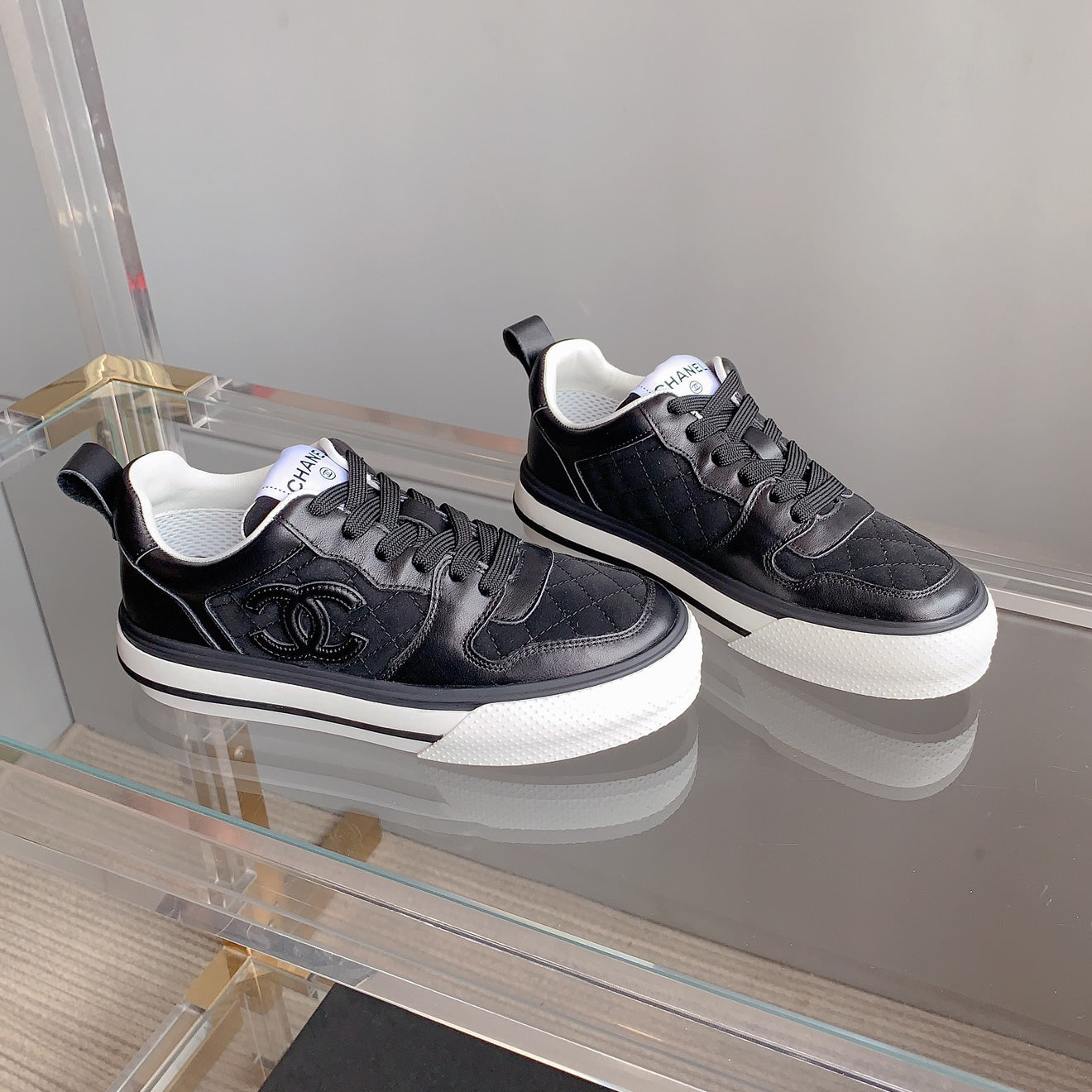 CNL Classic versatile rhombus sneakers 1824061007