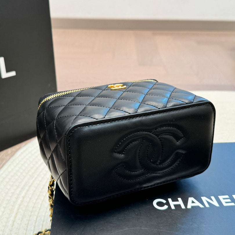 CNL Golden Ball Cosmetic Bag 1824092509