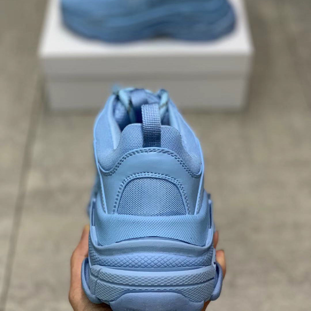 Triple-s Vintage Sneakers XC1823082302