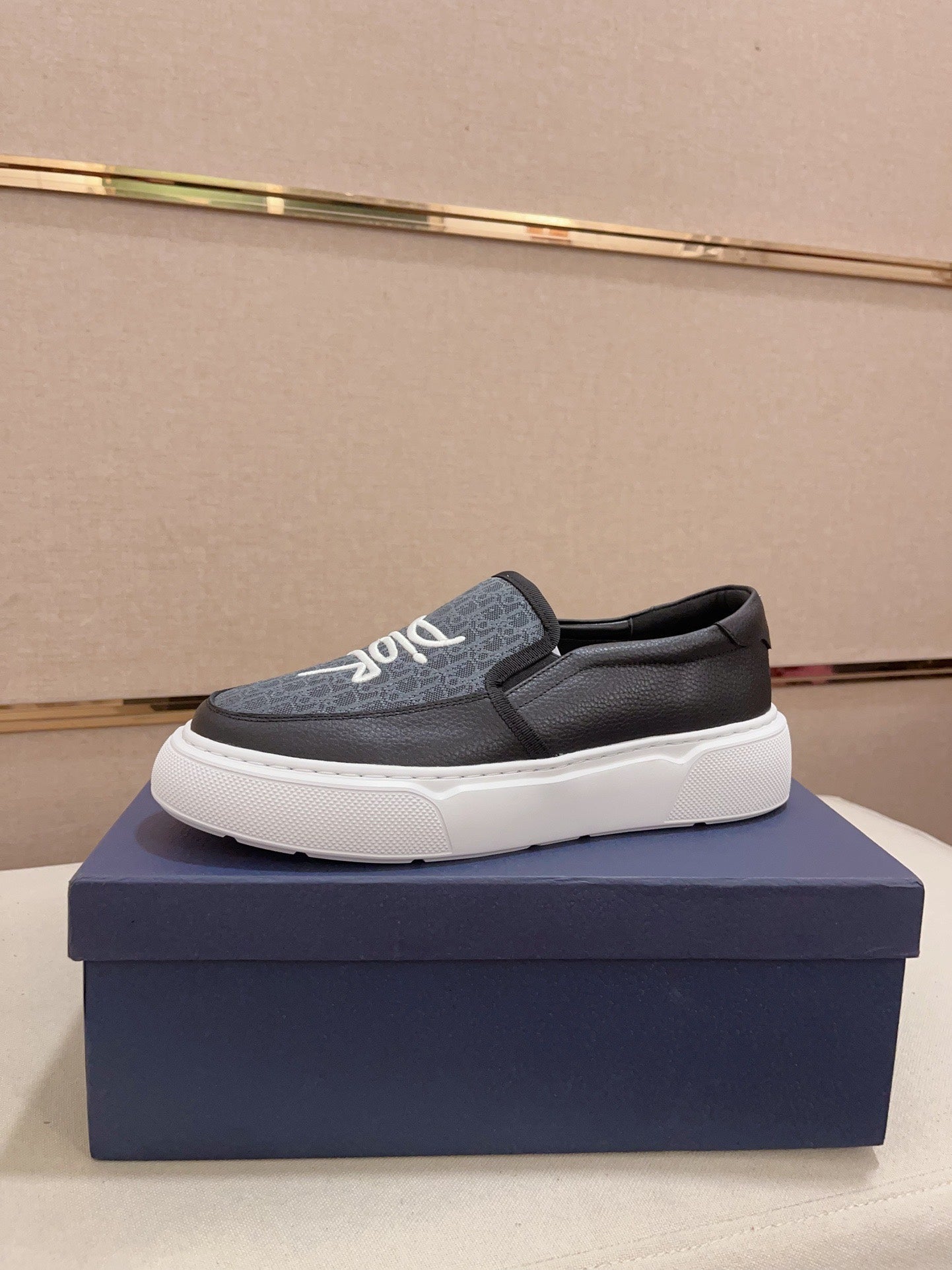 CD Sneaker 1825052702