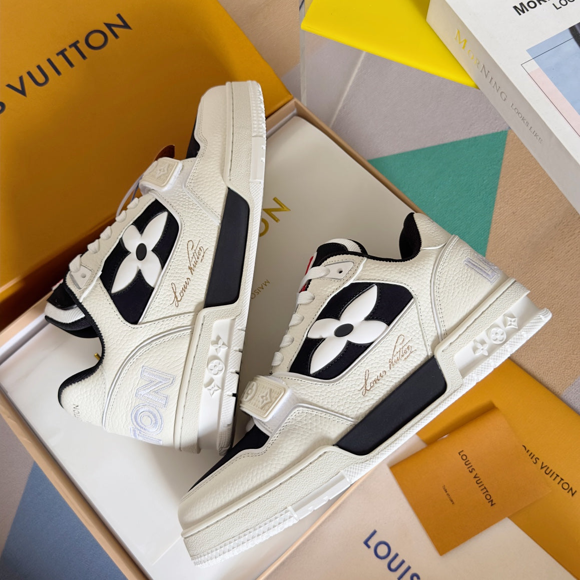 L Velcro Trainer Four-leaf Clover Sneakers 1824071004