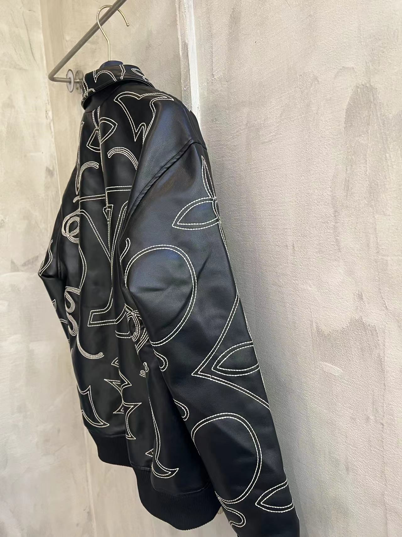 LV Fall/Winter 24 bomber jacket 1824092902