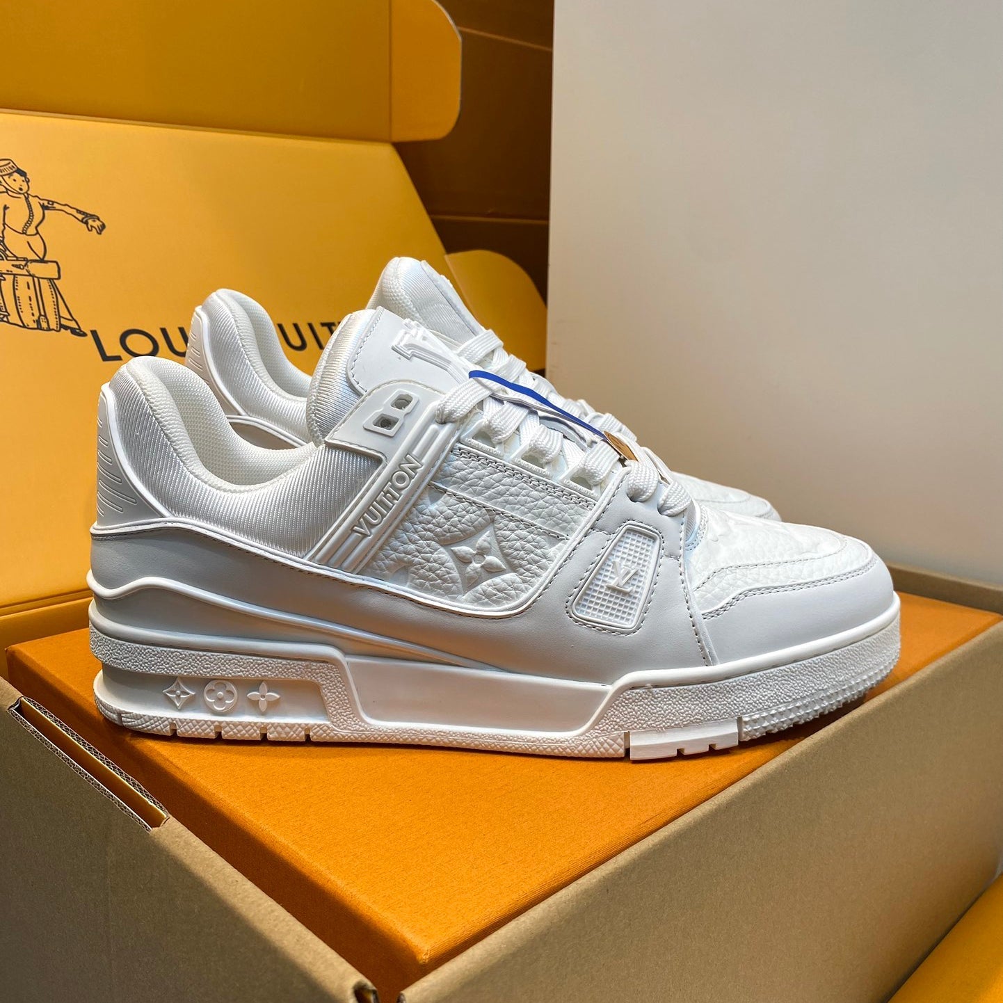 L Trainer Sneakers 1824090901