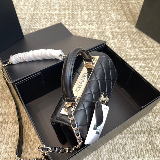 CF diamond chain handbag 1824041101