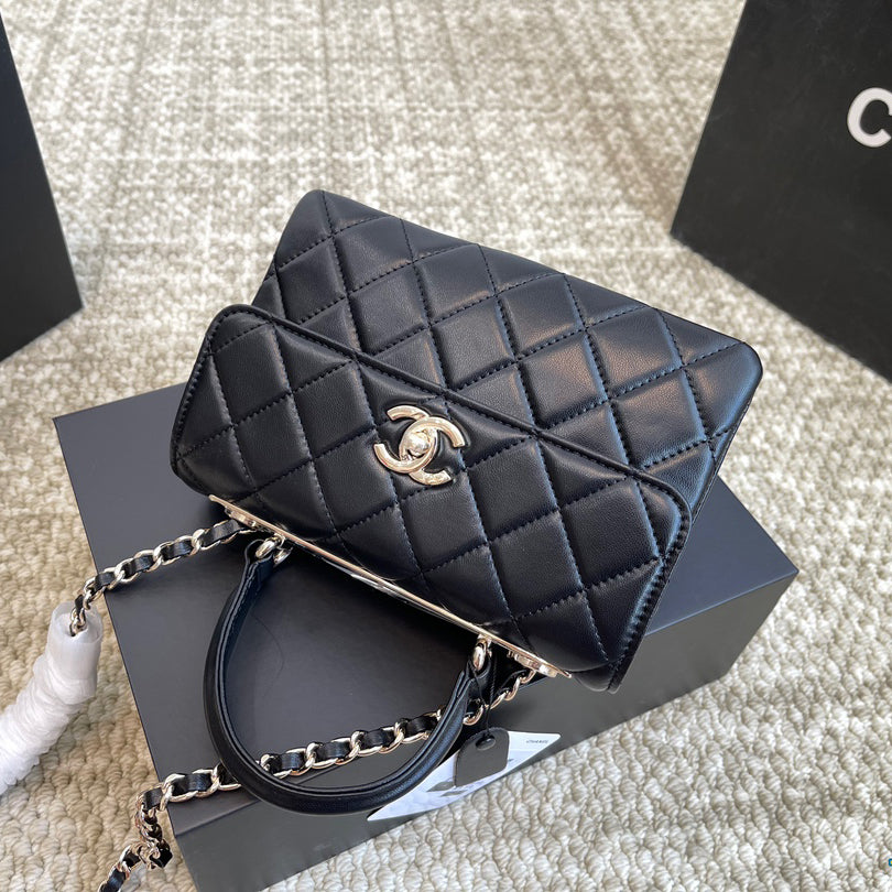 CF diamond chain handbag 1824041101