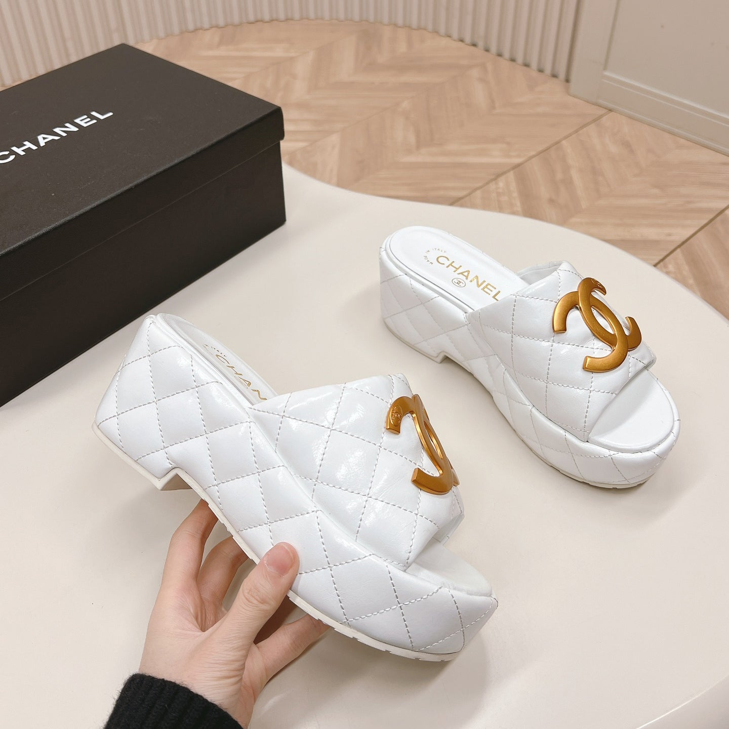 Chane1 top fashion thick-soled rhombus slippers 0724030812