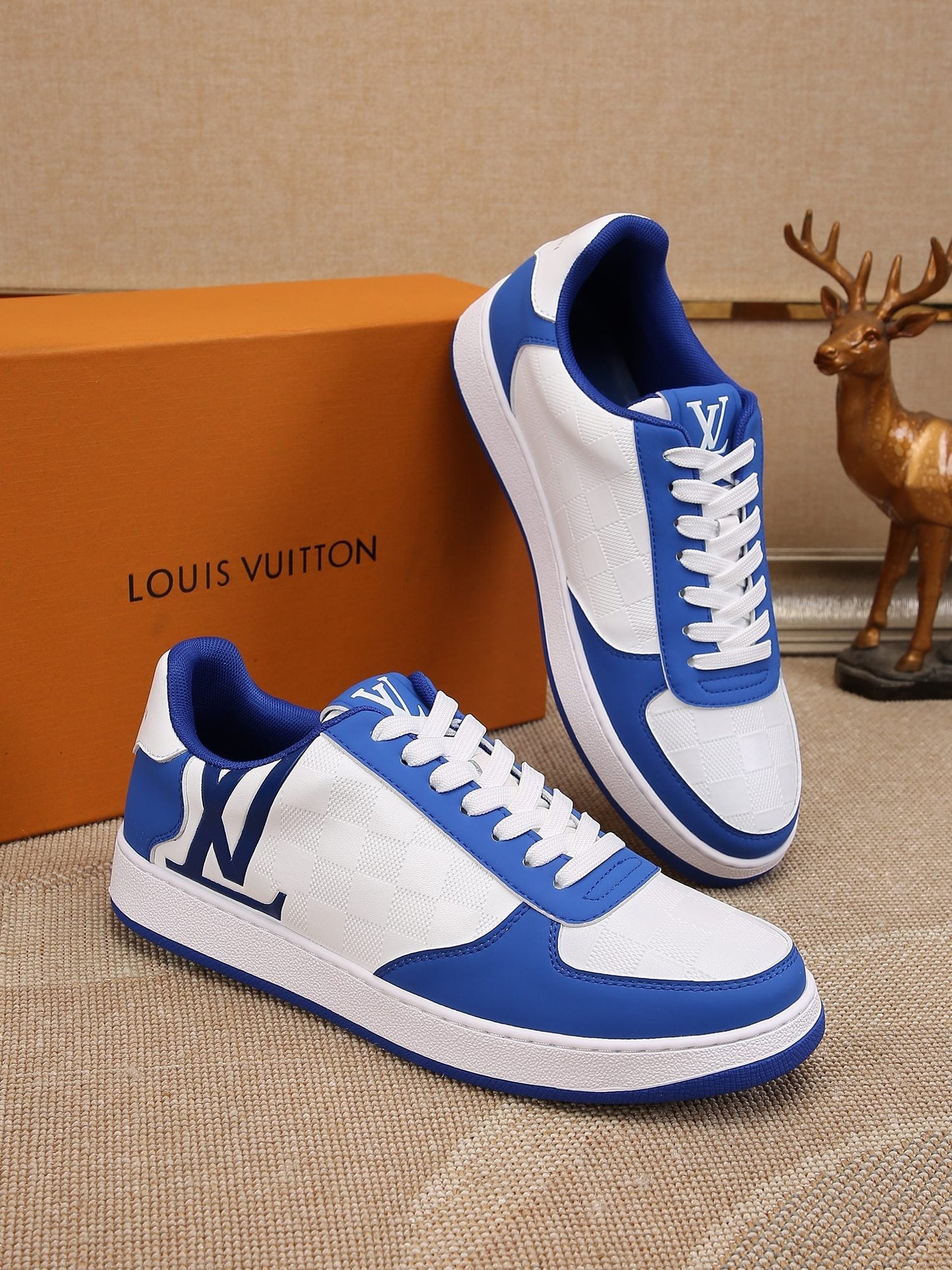 LV sneaker 1825052103