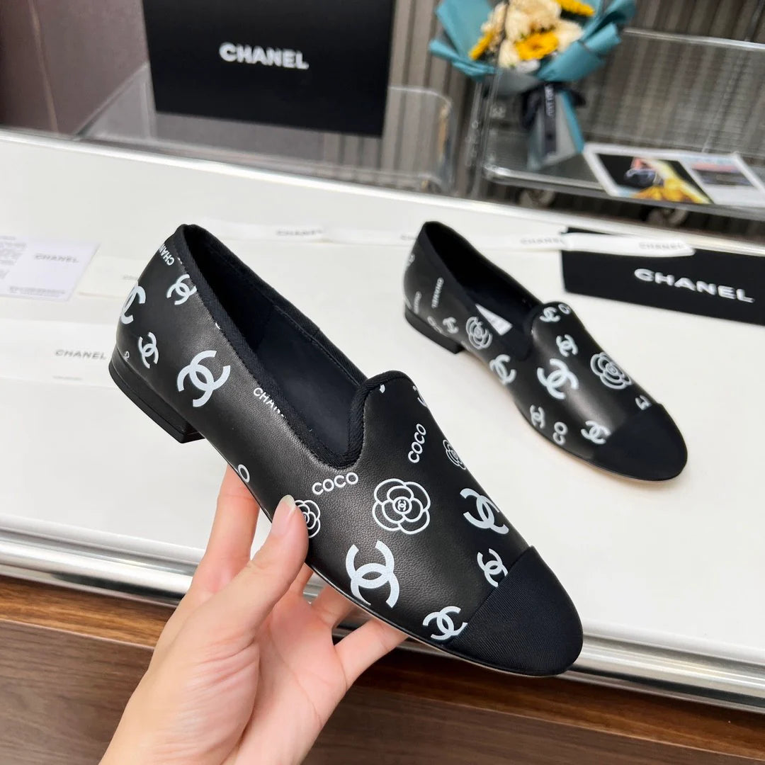 New fashionable and versatile leather loafers 1024031901