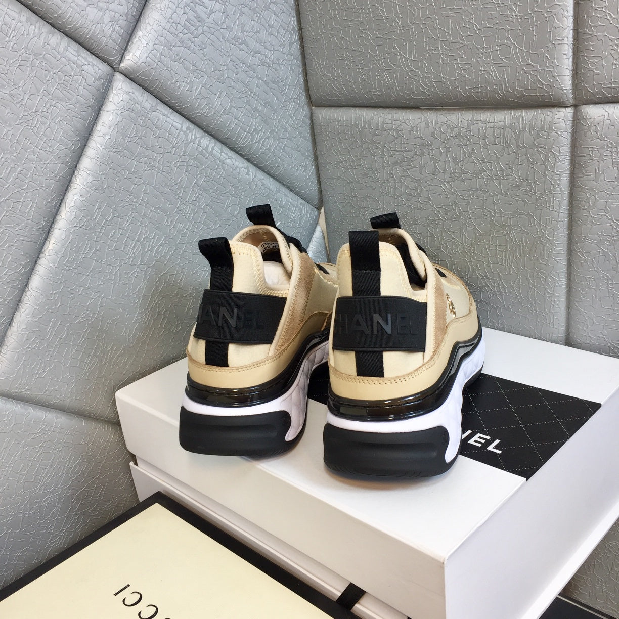 Fashion color-blocking versatile sneakers HP10032217