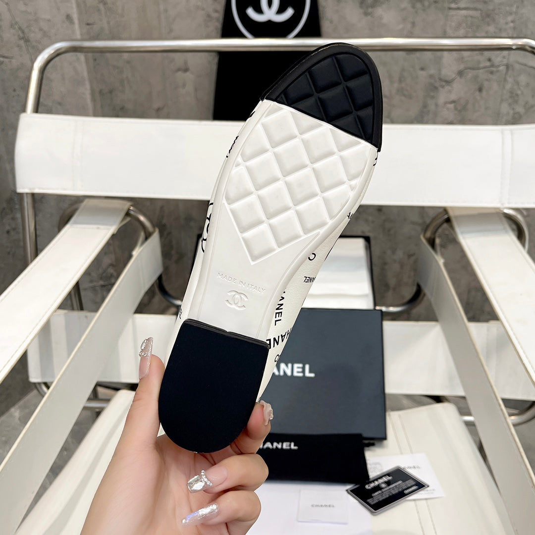 Camellia Print Trendy Classic Flat Round Toe Sandals XC1623072802