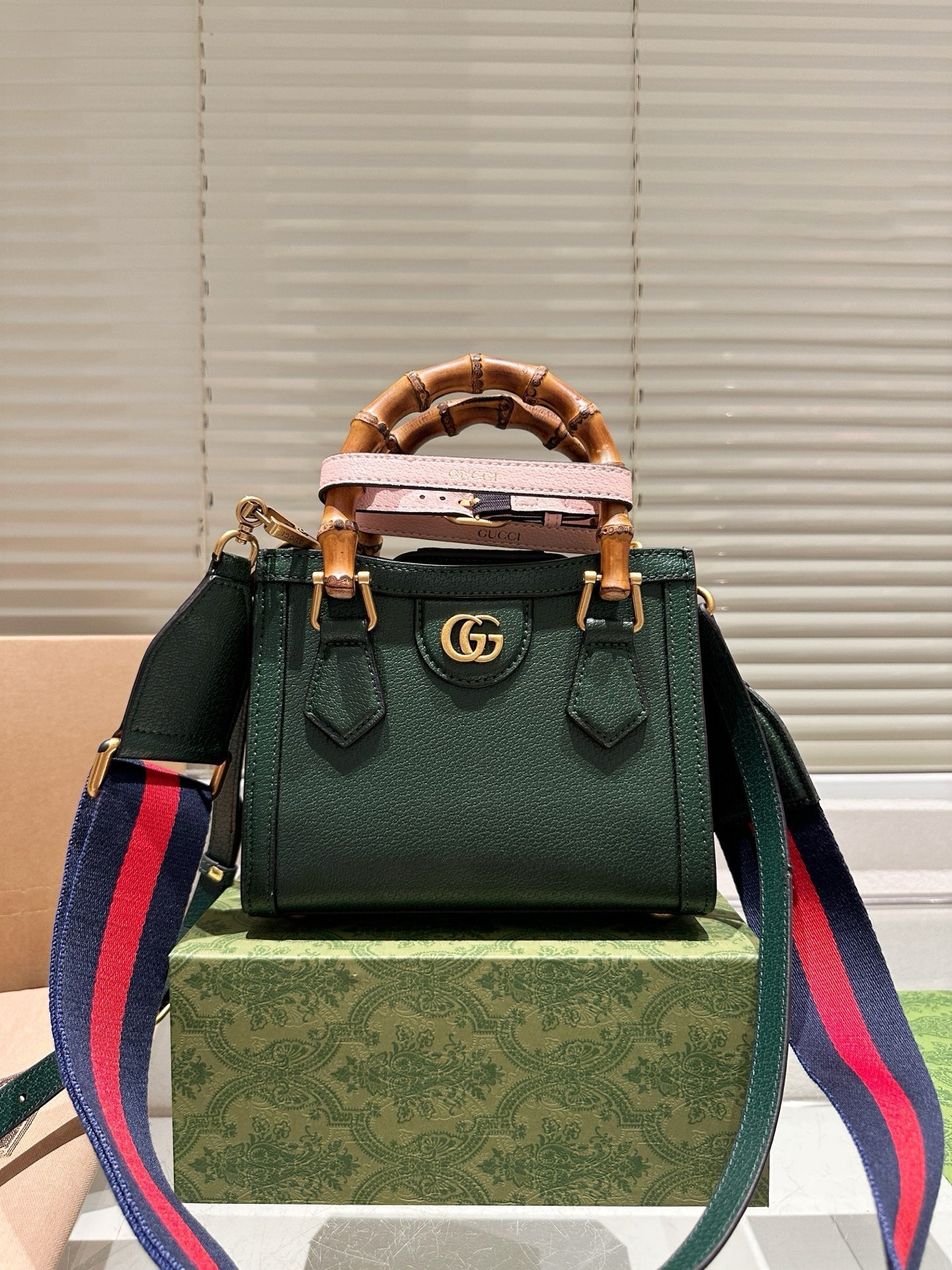 GG Mini Diana Bamboo Handbag(19*16) 1825062303