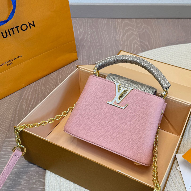 L Small Capucines Handbag 1824071602