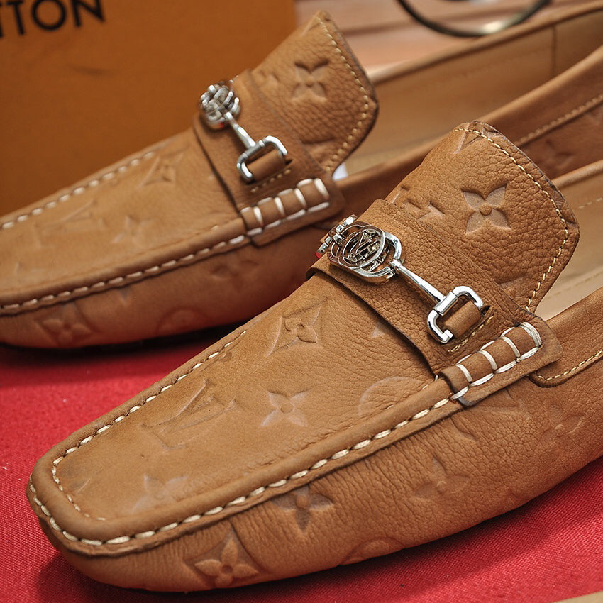 Horsehide Moccasin 1824070304