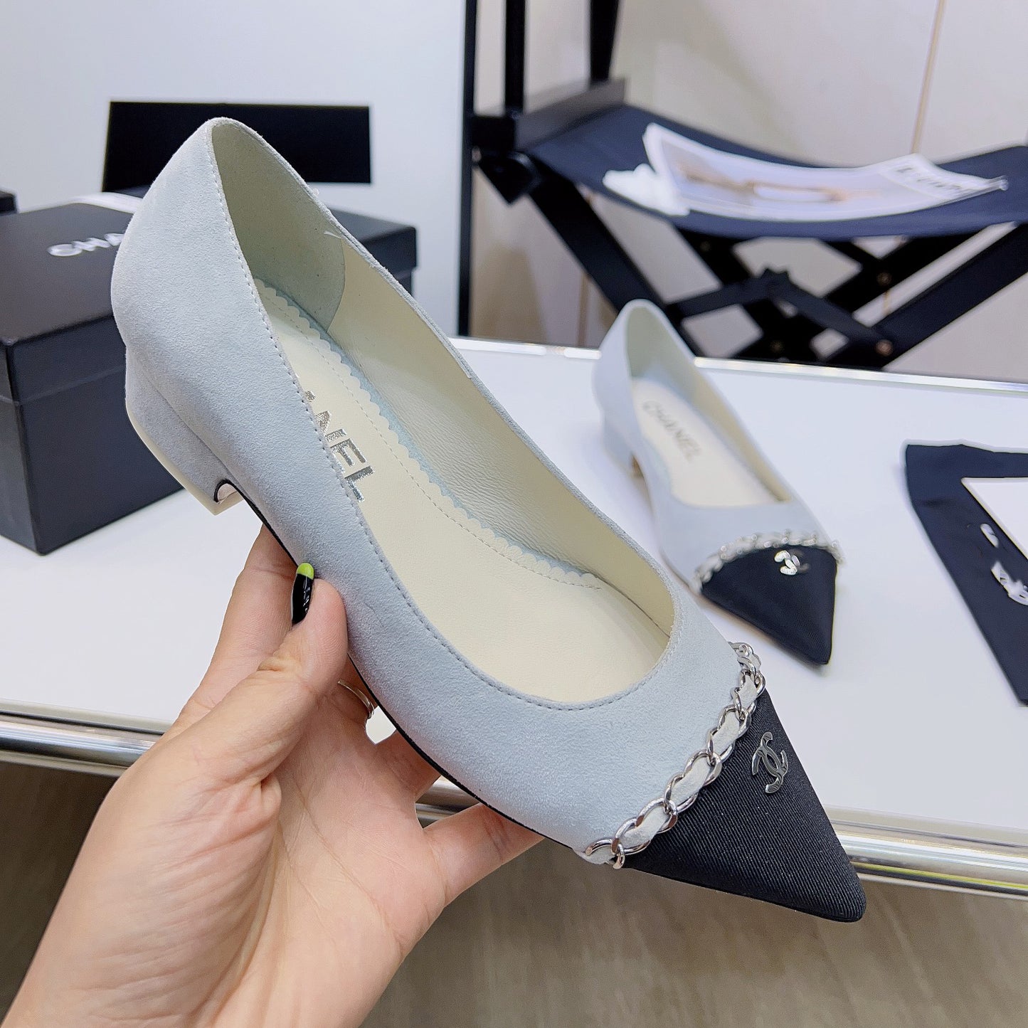 Pointed rhombus chain small high-heeled shoes XC16062302