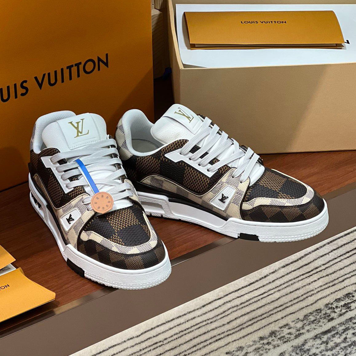 LV Trainer Sneaker 1825022806