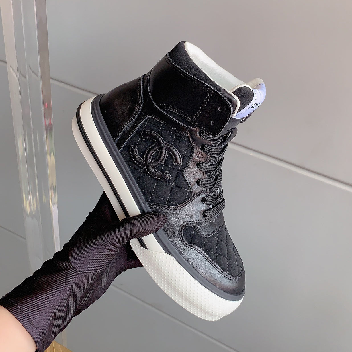 CNL Classic versatile rhombus sneakers 1824061008