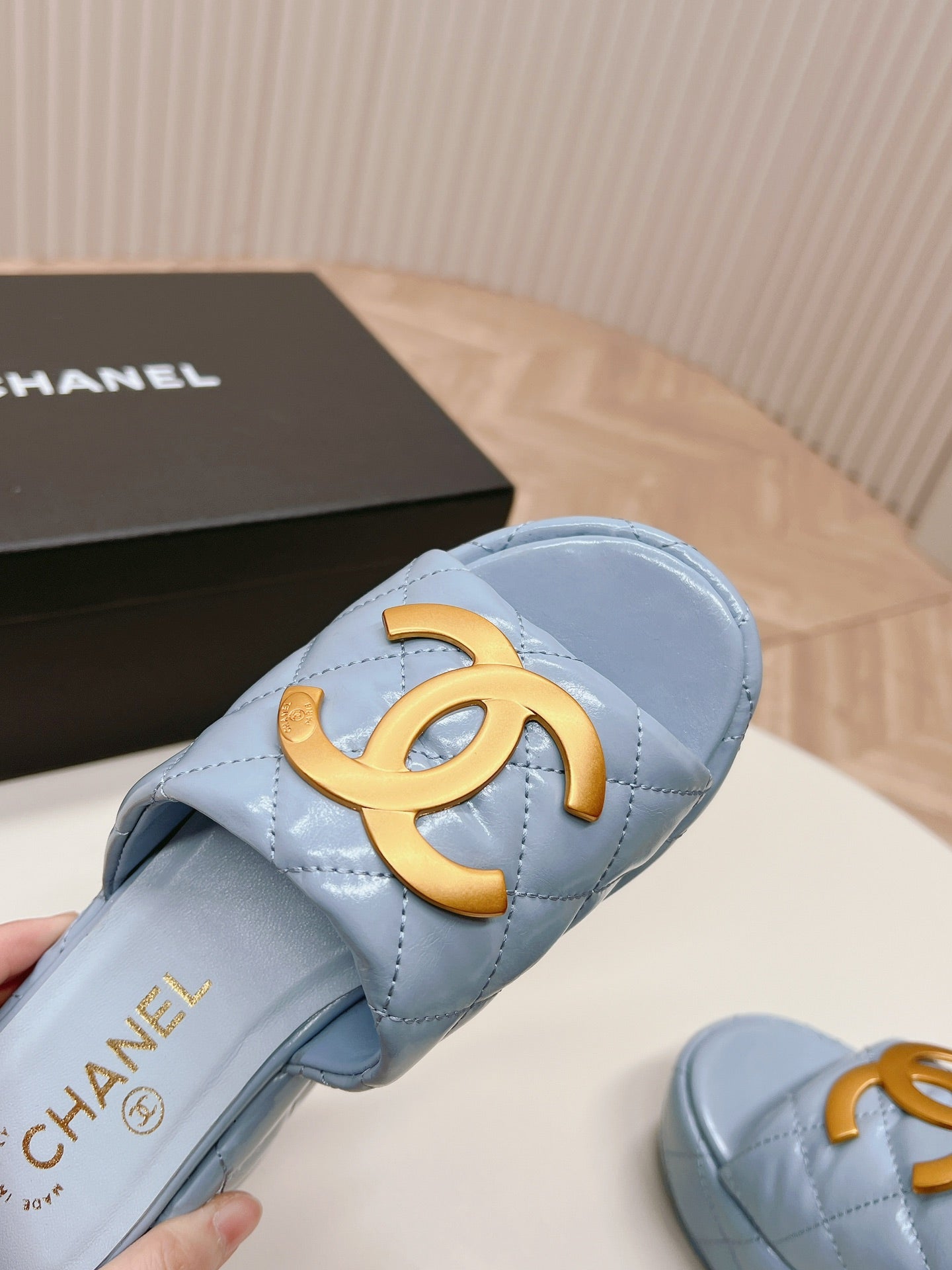 Chane1 top fashion thick-soled rhombus slippers 0724030812