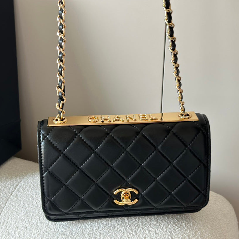 All-match chain shoulder bag 1824041103