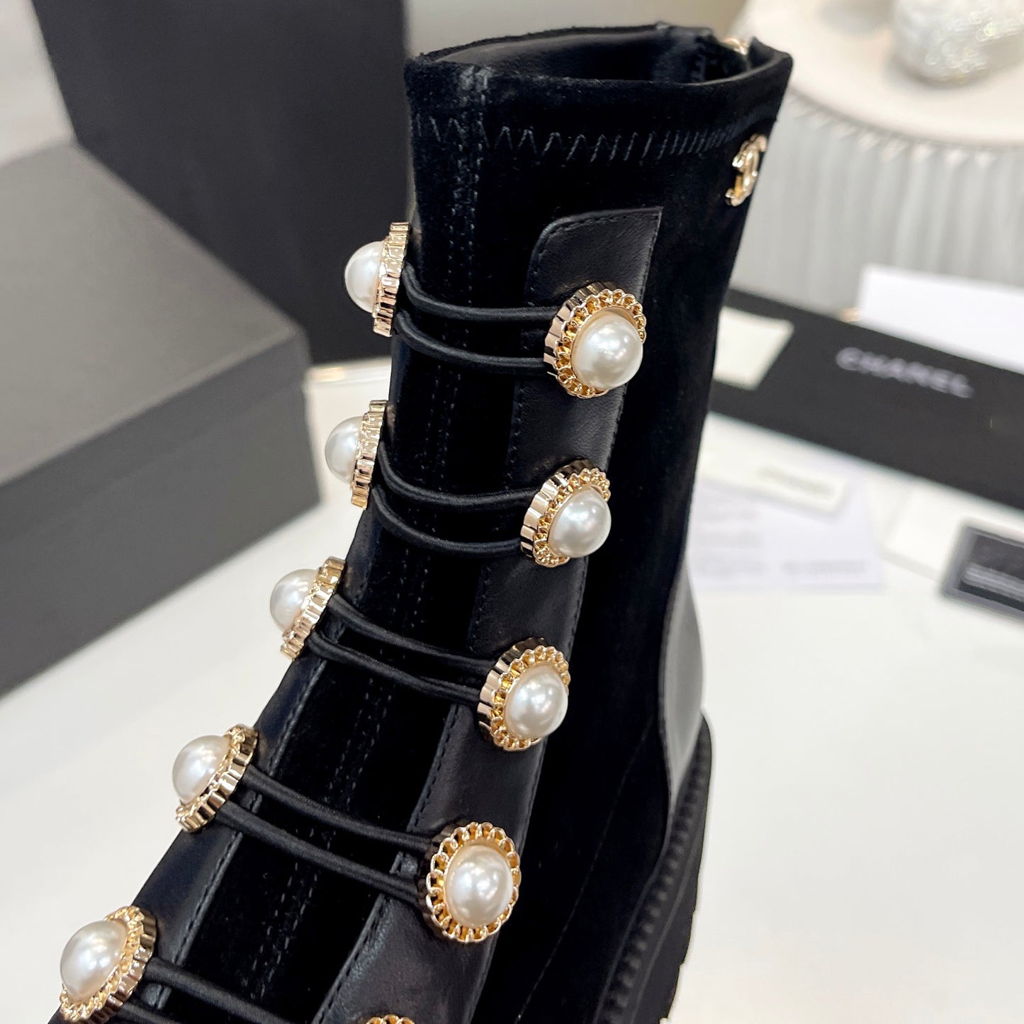 Pearl metal buckle boots XC1823100501