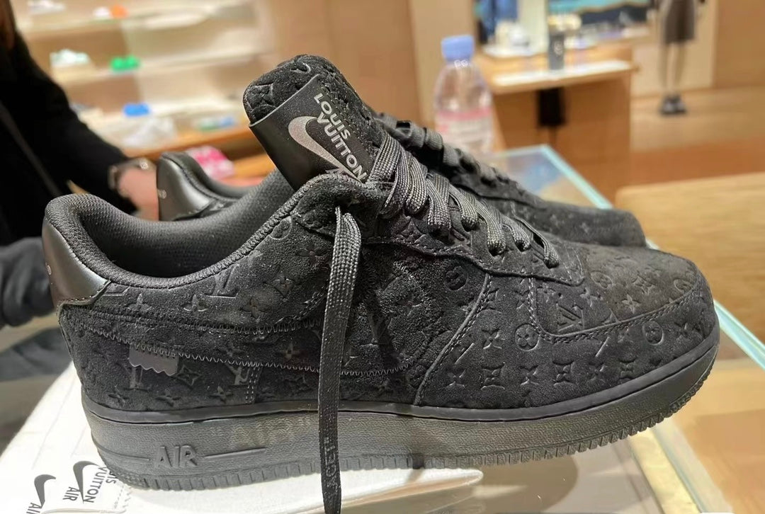 Three-party joint leather embossed sneakers XC1623071702