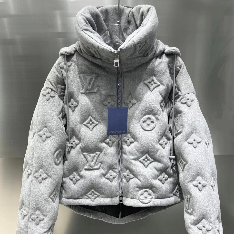 New Fashion Suit Jacket Embossing Process Down Jacket 02