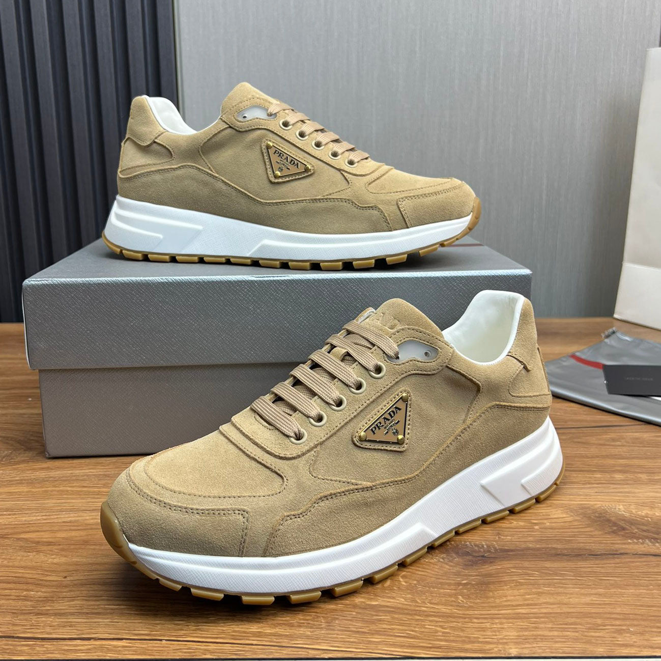 PR  sneakers 1824102503