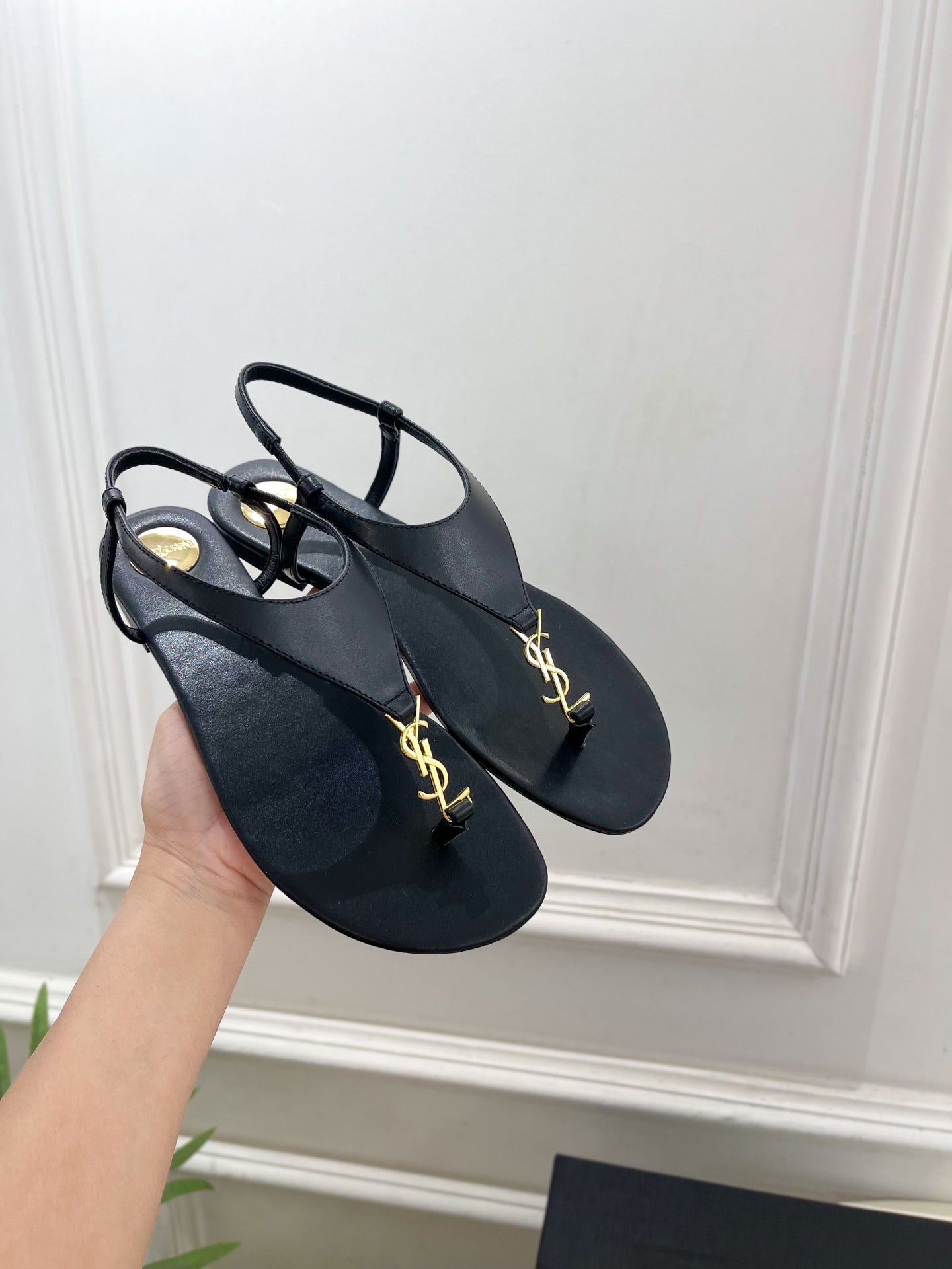 Early spring new YSL clip on sandals 1025032418