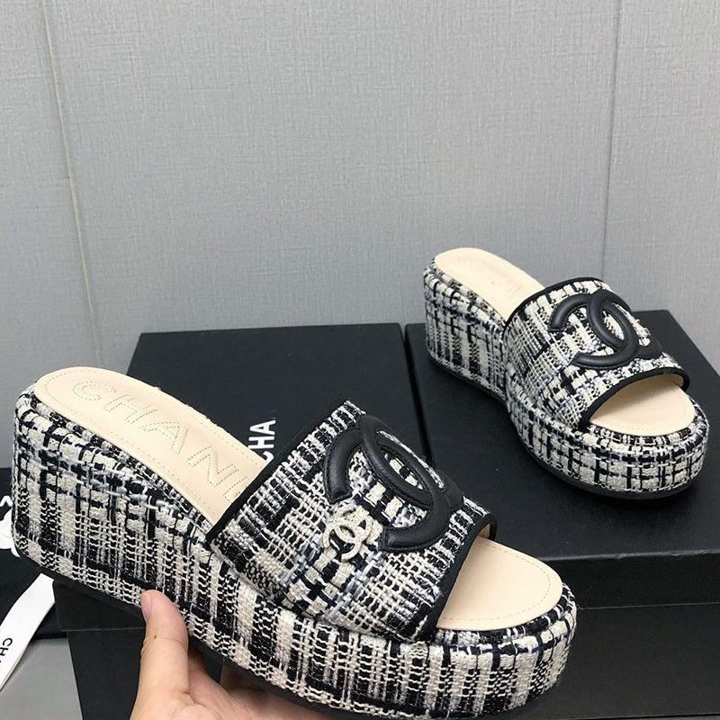 Fashion new wedge platform slippers PD1023072102