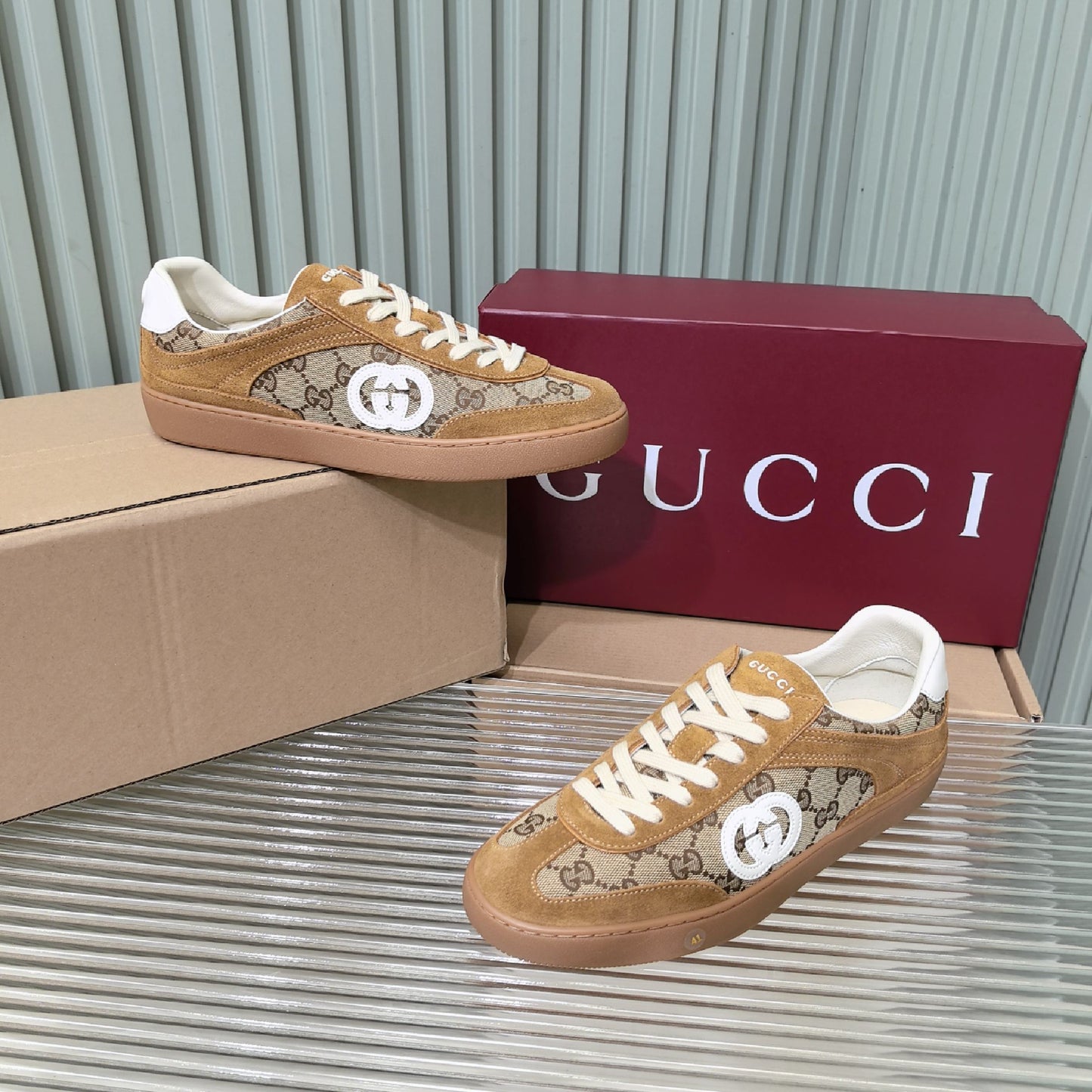 GG Interlocking G74 Dexun shoes 1825040102