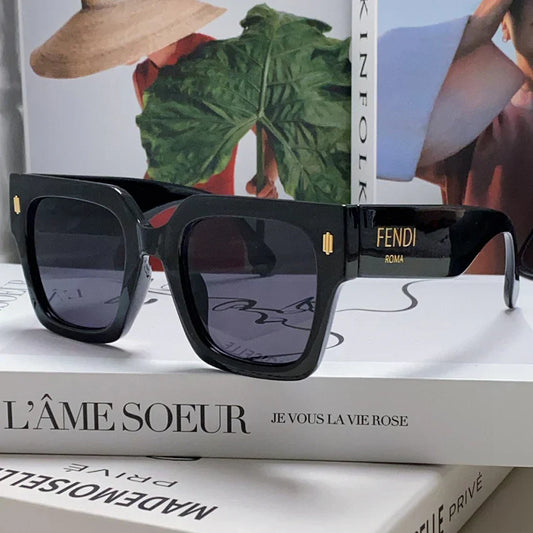 Fashion and elegant sunglasses 1024072410