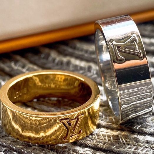 Trendy Engraved Presbyopia Glossy Ring