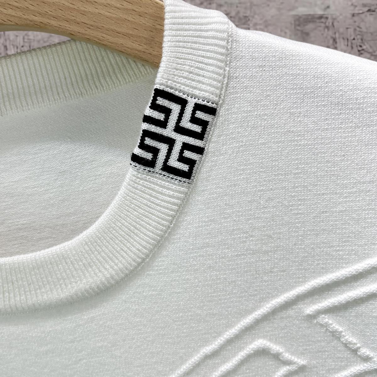 Summer round neck short sleeve knitted T-shirt 1824050701