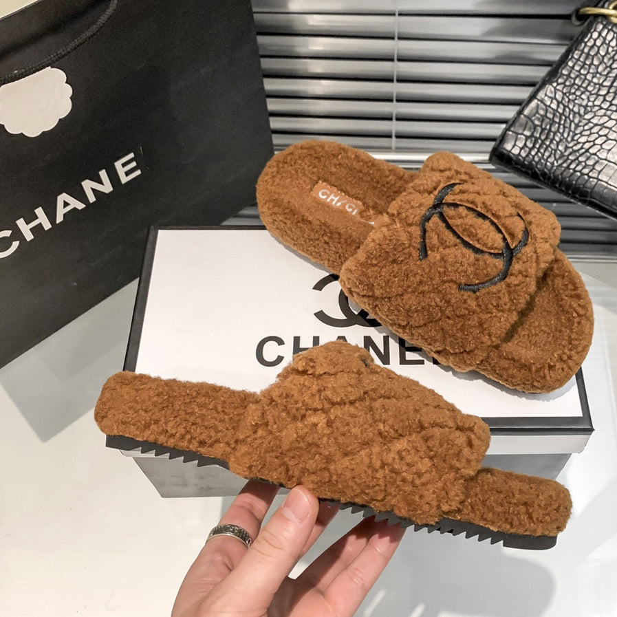 Rhombus Embroidery Fur Slippers