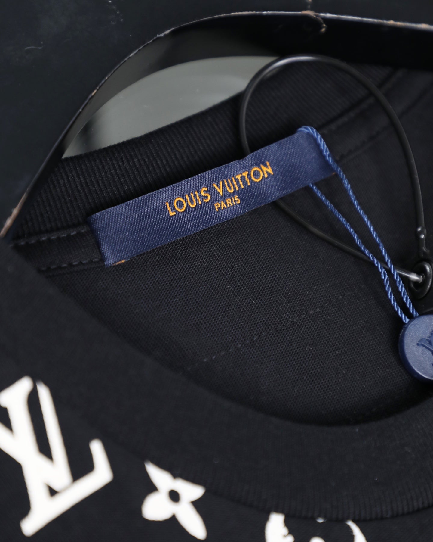 LV Gradient letter print T-shirt 1825060601