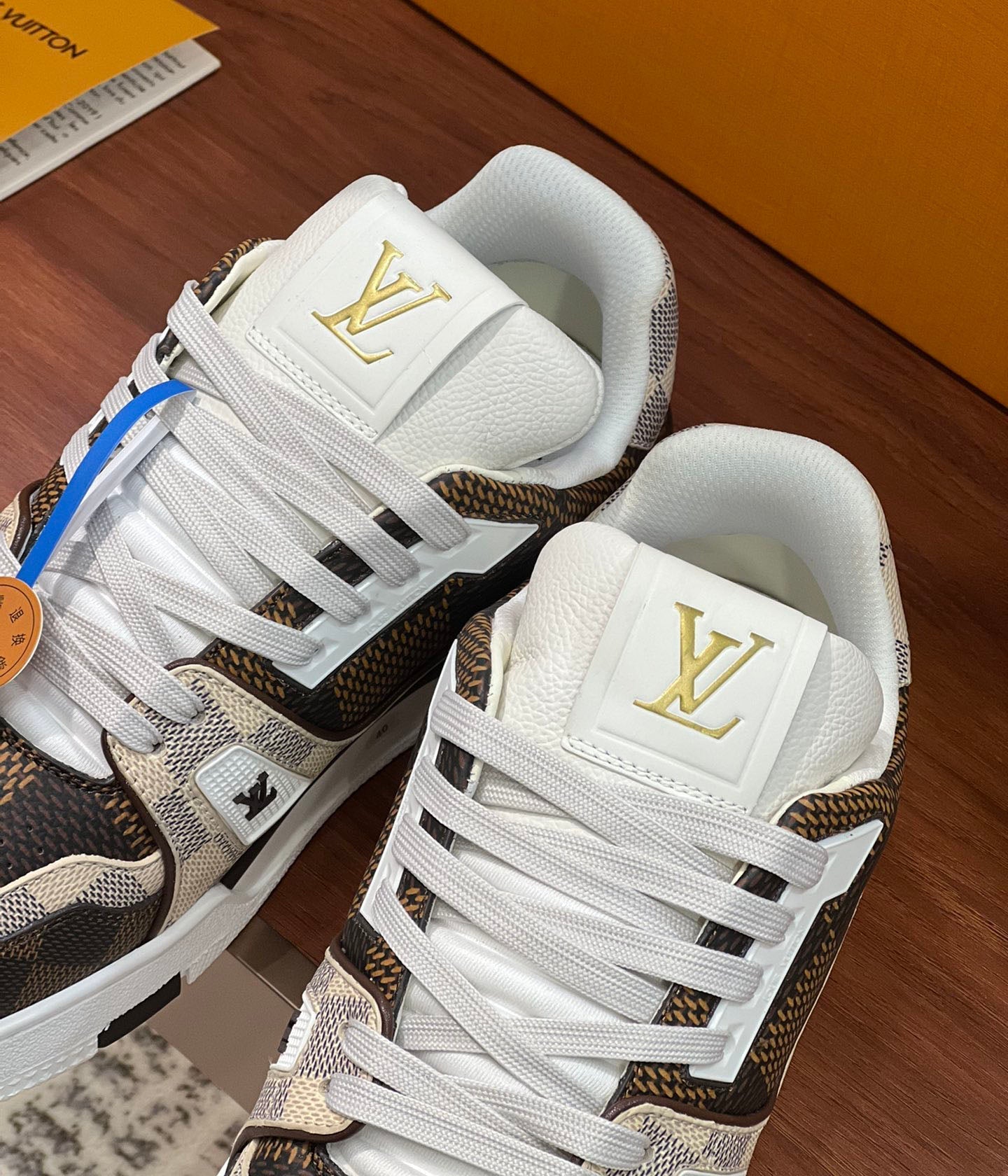 LV Trainer Sneaker 1825022806