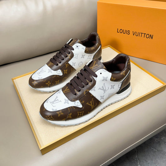 LV sneaker 1825052220