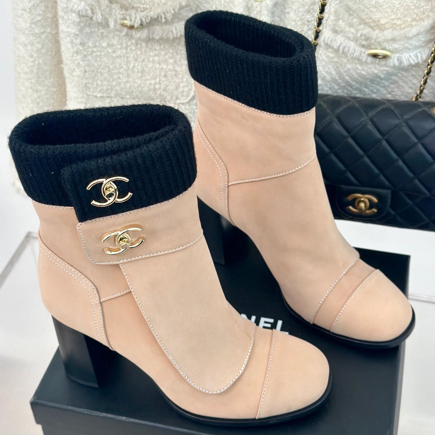 Classic knitted yarn tube short boots 1024111304