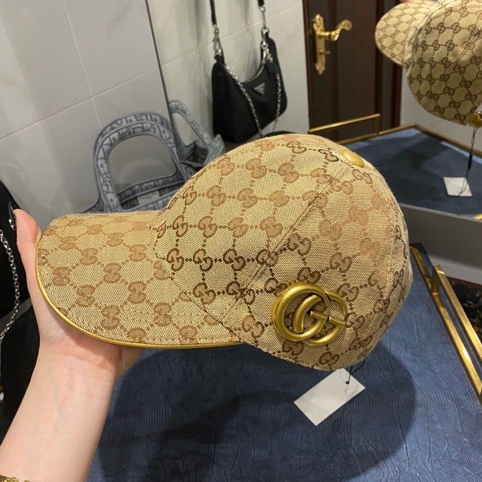 Baseball cap old flower alphabet casual sunshade cap