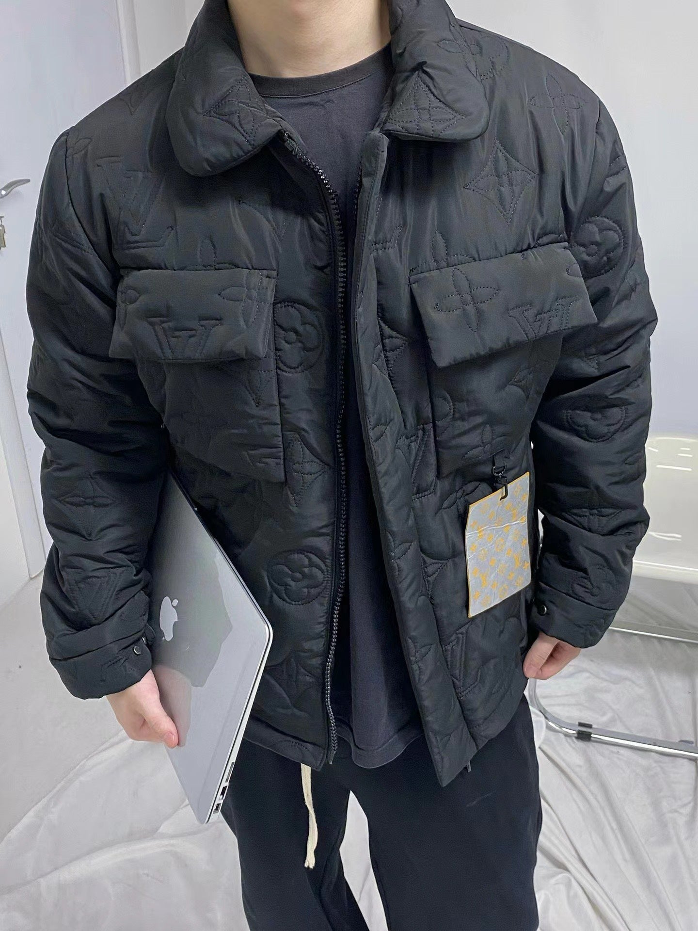 LV Lapel padded jacket 1824092901