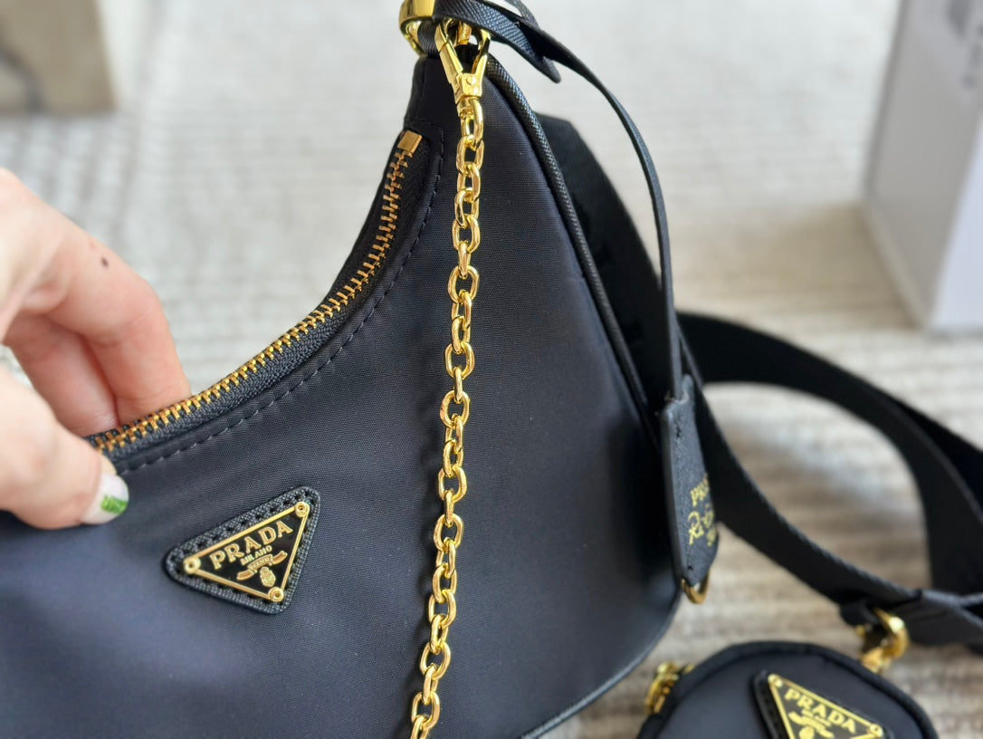 PR Nylon Underarm Bag 1824102807