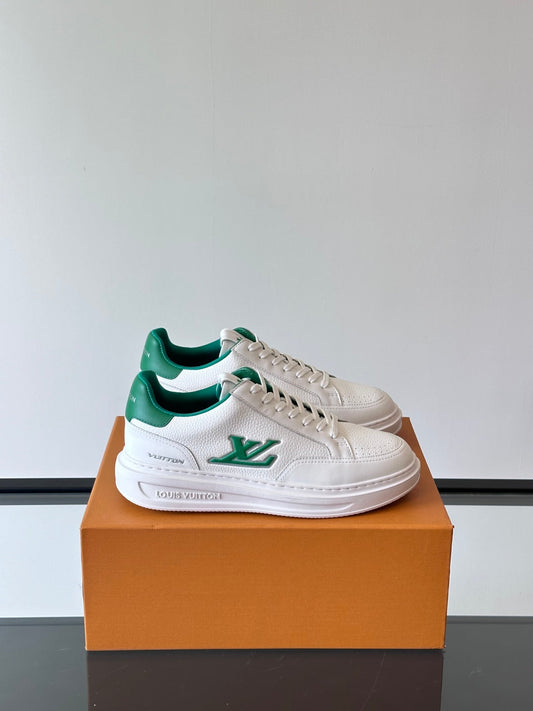 LV  Beverly Hills Sneaker 1825052108